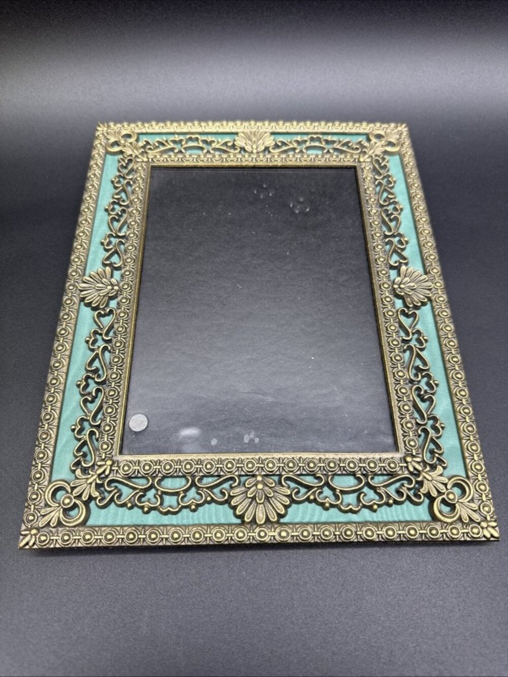Vintage Ornate Gold Tone Baroque Green Fabric 7.5x9.5” Picture Frame Table